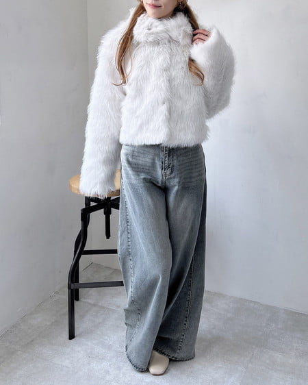 INGNI(イング) マグネットボタンスタンドカラーエコファーコート アイボリー