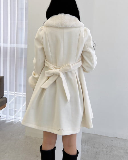 INGNI(イング) エコファー取り外し4Wayドーリーコート オフホワイト