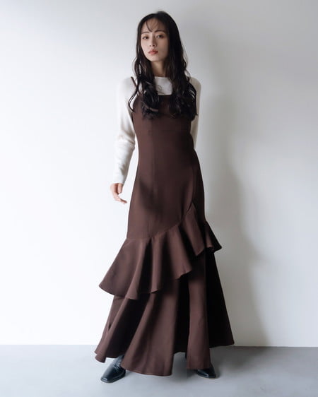 INGNI(イング) ボートネック袖金ボタンニット オフホワイト