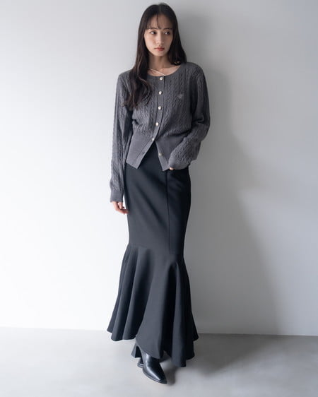 INGNI(イング) 胸刺繍金ボタンケーブルニットカーディガン チャコールグレー