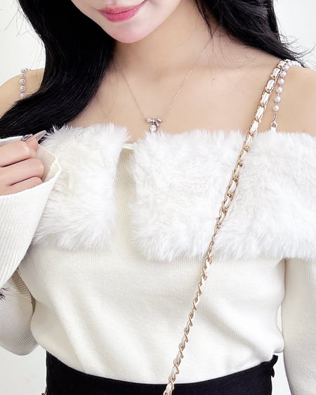 INGNI(イング) 2Wayエコファーオフショルニット アイボリー