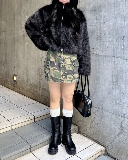 INGNI(イング) マグネットボタンスタンドカラーエコファーコート クロ