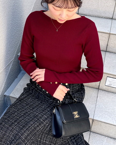 INGNI(イング) ボートネック袖金ボタンニット ボルドー