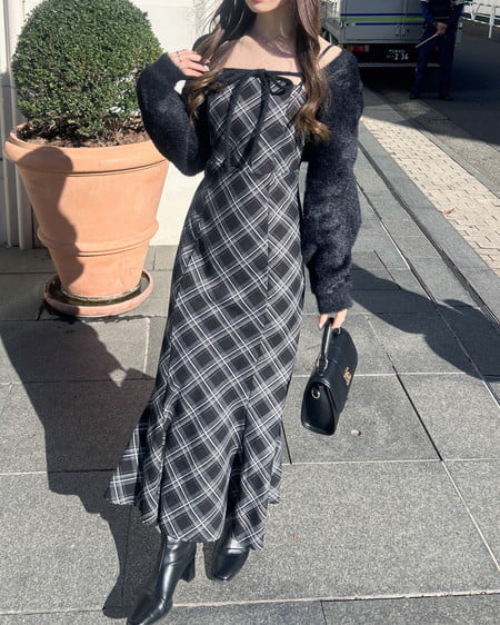 INGNI(イング) シャギーニットボレロ+マーメイドワンピースセット クロ/クロチェック