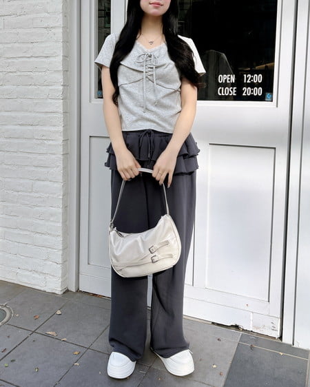 INGNI(イング) フリルスウェットパンツ チャコールグレー