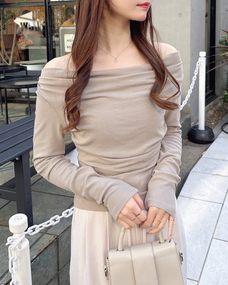 INGNI(イング) ギャザードレープトップス グレージュ