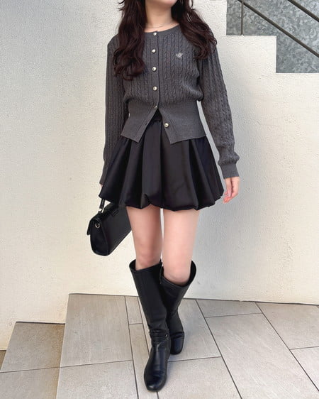 INGNI(イング) 胸刺繍金ボタンケーブルニットカーディガン チャコールグレー