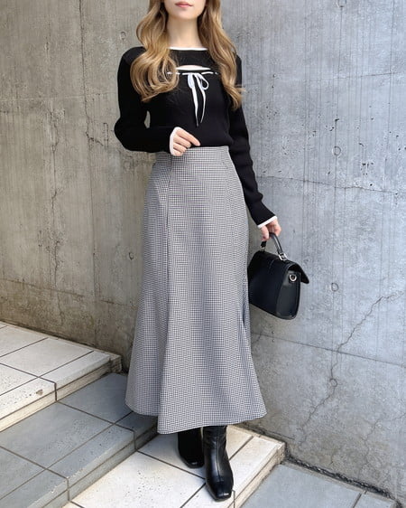 INGNI(イング) デコルテオープンリブニット クロ/オフホワイト