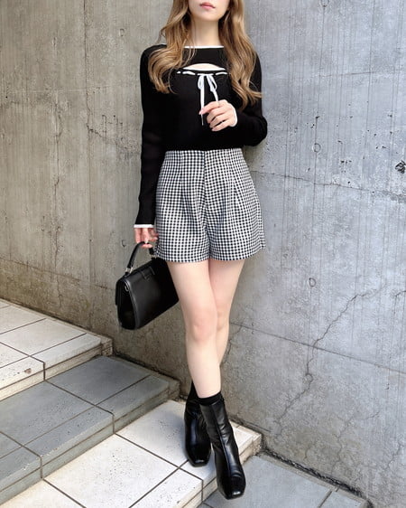 INGNI(イング) デコルテオープンリブニット クロ/オフホワイト