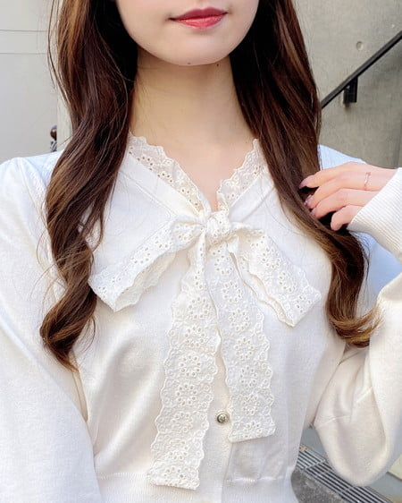 INGNI(イング) レースボウタイニット アイボリー