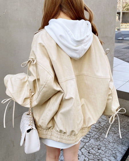 INGNI(イング) マルチWayリボンフェイクレザービッグブルゾン アイボリー