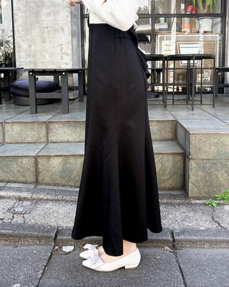 INGNI(イング) バックリボンマーメイドスカート クロ
