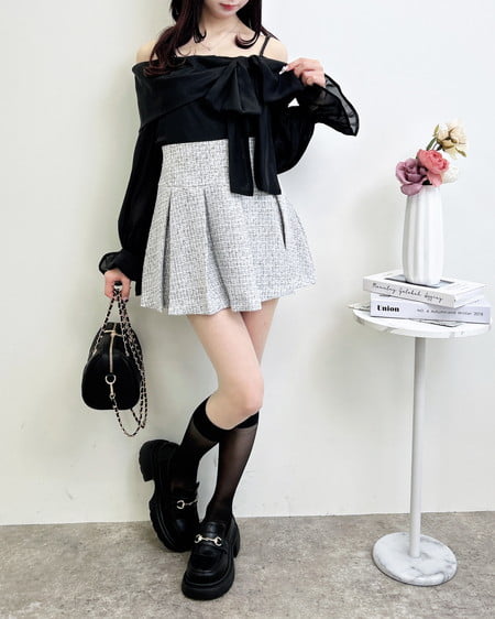 INGNI(イング) シアーオフショルリボンブラウス クロ