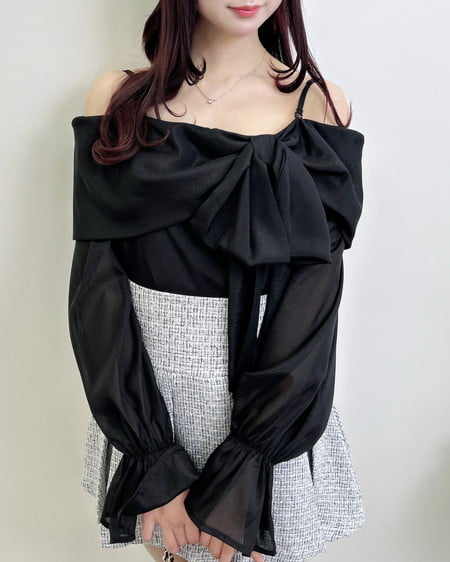 INGNI(イング) シアーオフショルリボンブラウス クロ