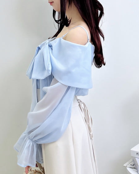 INGNI(イング) シアーオフショルリボンブラウス サックス