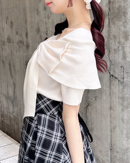 INGNI(イング) リボンオフショル半袖ニット アイボリー