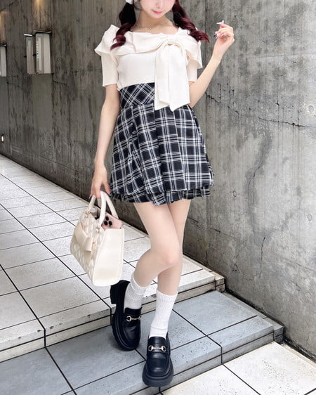 INGNI(イング) リボンオフショル半袖ニット アイボリー