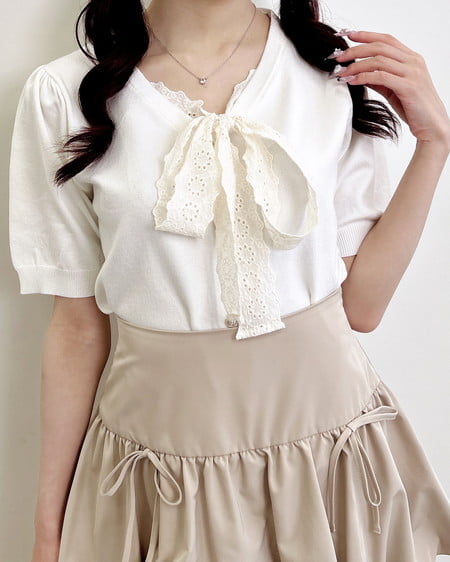 INGNI(イング) レースボウタイ半袖ニット アイボリー