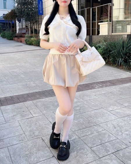 INGNI(イング) レースボウタイ半袖ニット アイボリー