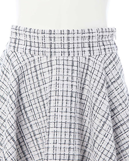 INGNI(イング) バックリボンツイードフレアスカパン オフ/ツイード