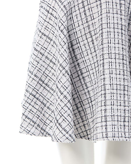 INGNI(イング) バックリボンツイードフレアスカパン オフ/ツイード