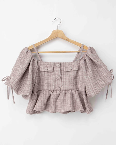 【一部カラー予約受付中】【4/15 2時までの限定価格】ツイードペプラムオフショルブラウス