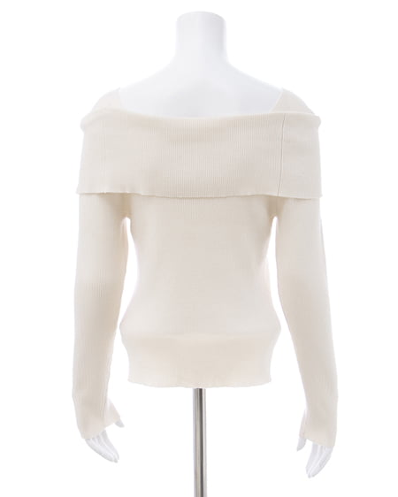 INGNI(イング) ブローチ付オフショルニット オフホワイト/A