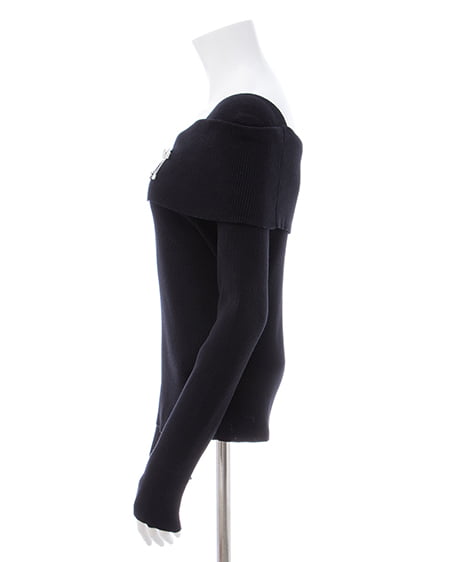 INGNI(イング) ブローチ付オフショルニット クロ/A