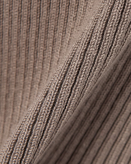 INGNI(イング) ボートネック袖金ボタンニット モカ