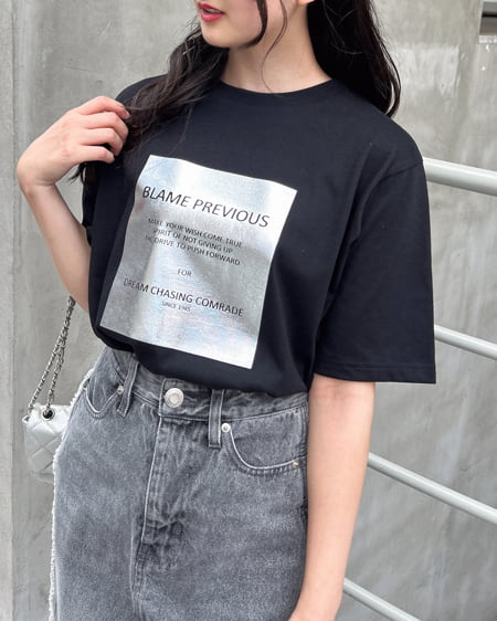 INGNI（イング） 箔プリントBOXロゴTシャツ ｸﾛ