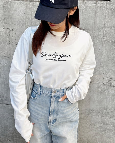 INGNI（イング） シンプルロゴロングTシャツ ｵﾌﾎﾜｲﾄ