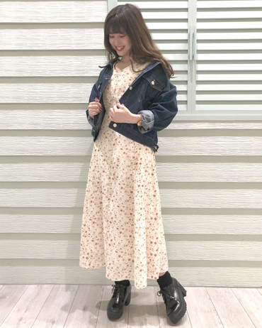 人気 イング の 服 コーディネート